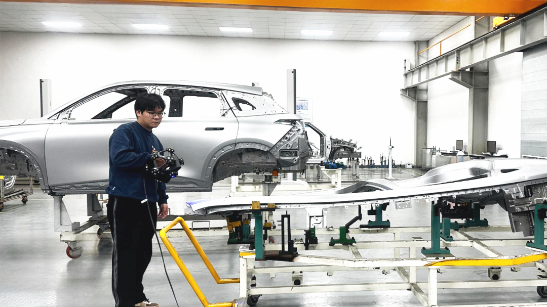 汽車側(cè)圍檢測